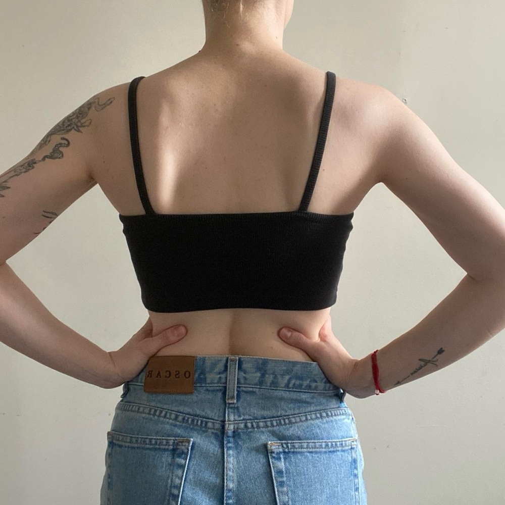 Black Cropped Ribbed Tank - Picture 3 of 5